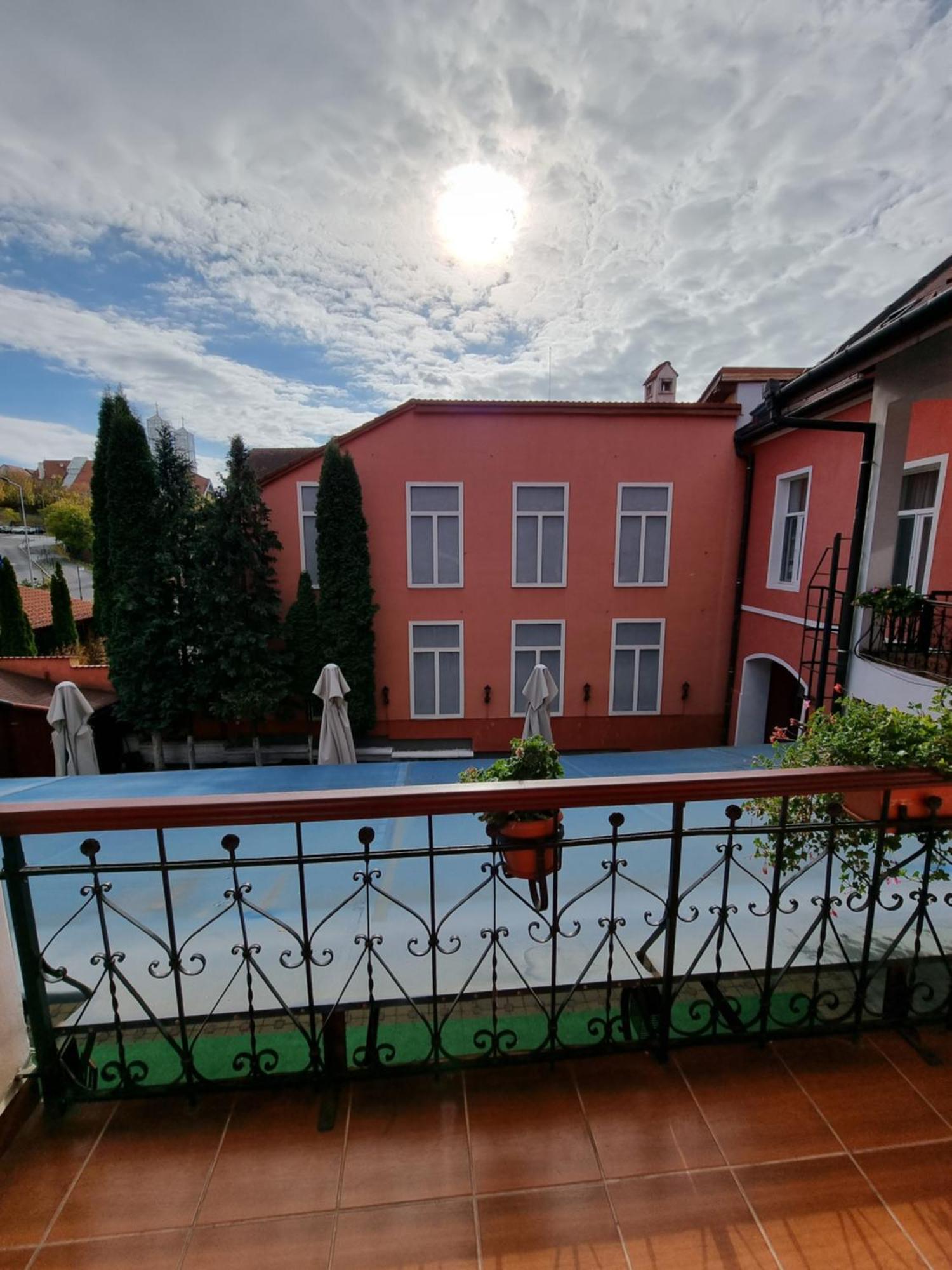 Pensiunea Korona And Restaurant Miercurea Ciuc Exterior photo